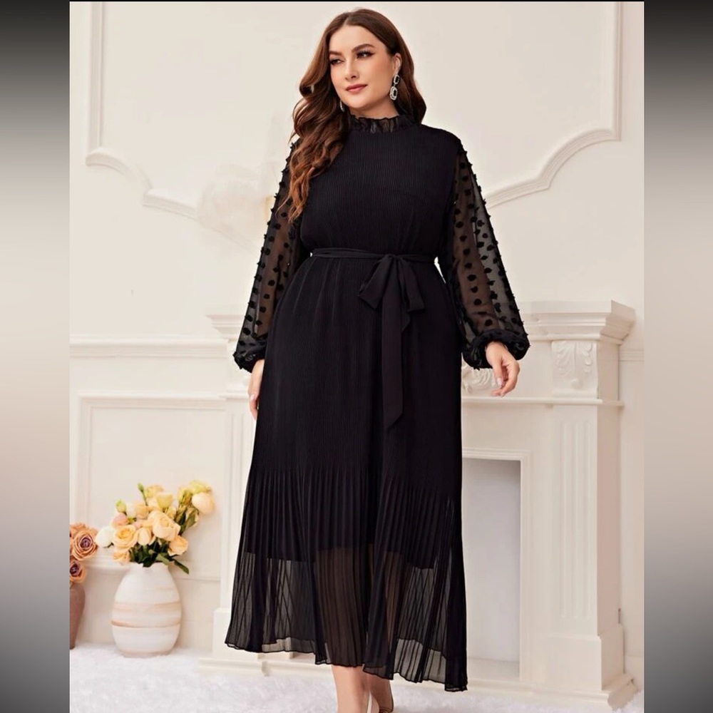 🖤Classy black pleated dress🖤